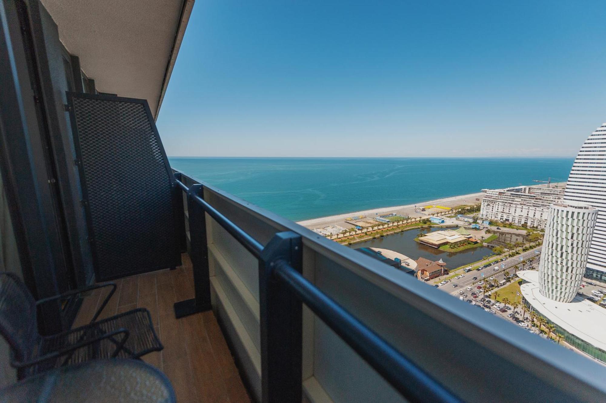 Orbi City Luxury Towers Batumi Exterior foto
