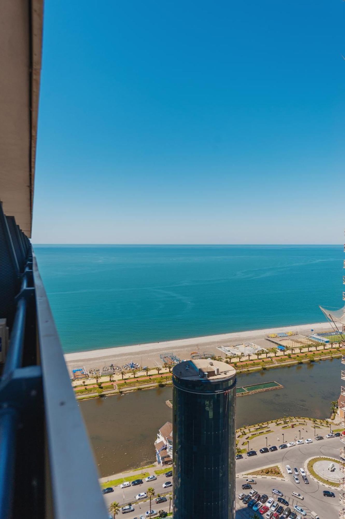 Orbi City Luxury Towers Batumi Exterior foto