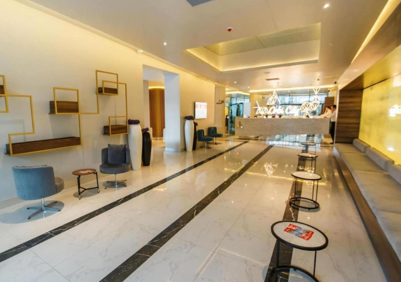 Orbi City Luxury Towers Batumi Exterior foto