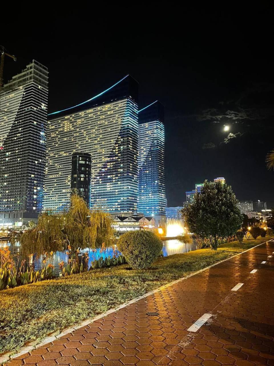 Orbi City Luxury Towers Batumi Exterior foto